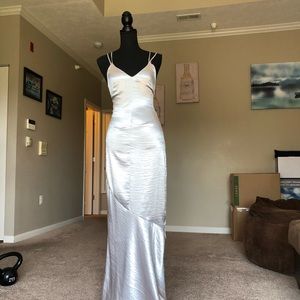 NWOB - Metallic grey maxi long fitting dress